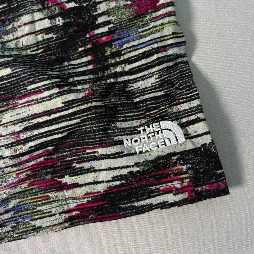 The North Face Mens Abstract Glitch Print Athletic Shorts Black Pink Small 317